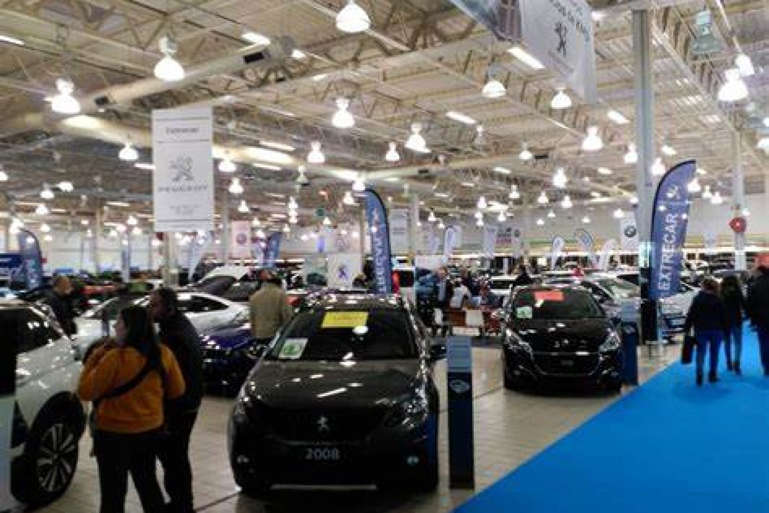 salon automovil cc