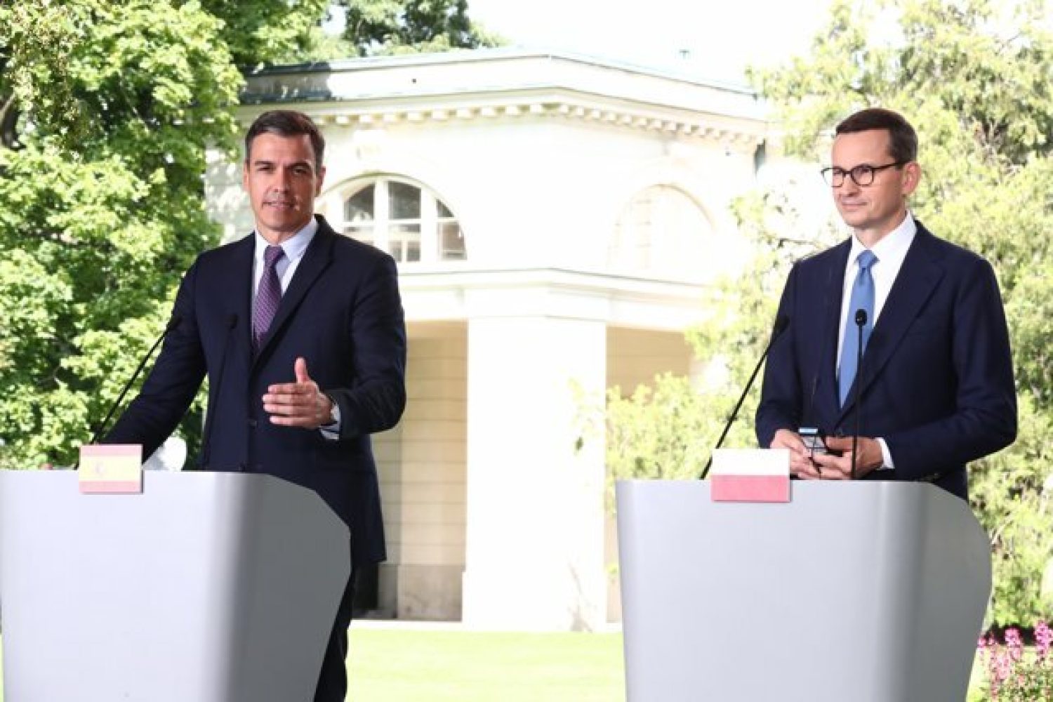 Sánchez defiende a Chaves y Griñán tras la condena por los ERE: "Están pagando justos por pecadores"