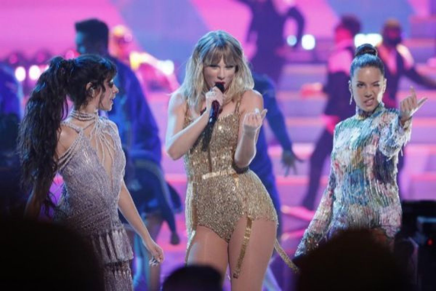 Taylor Swift, artista de la década, el regreso de Selena Gómez..