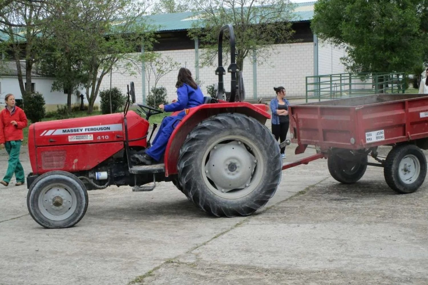 tractor