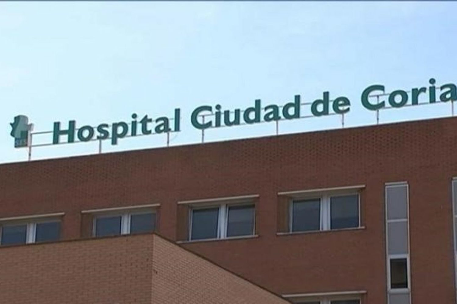 Un motorista de 58 años resulta herido menos grave en un accidente este sábado en Santibáñez el Alto (Cáceres)
