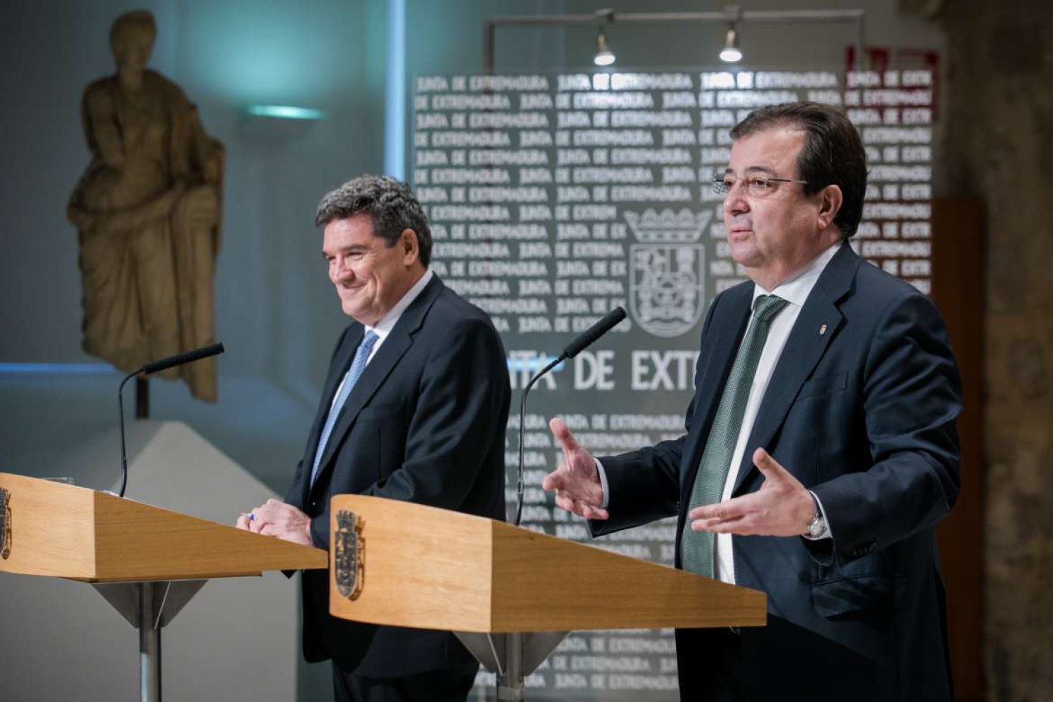 vara y escrivá