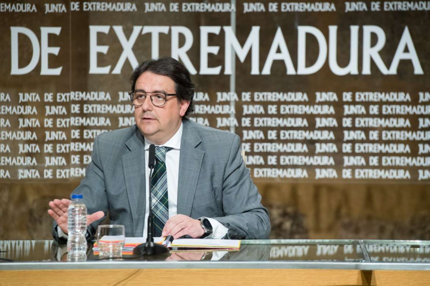 Consjero de Sanidad, José Mª Vergeles.