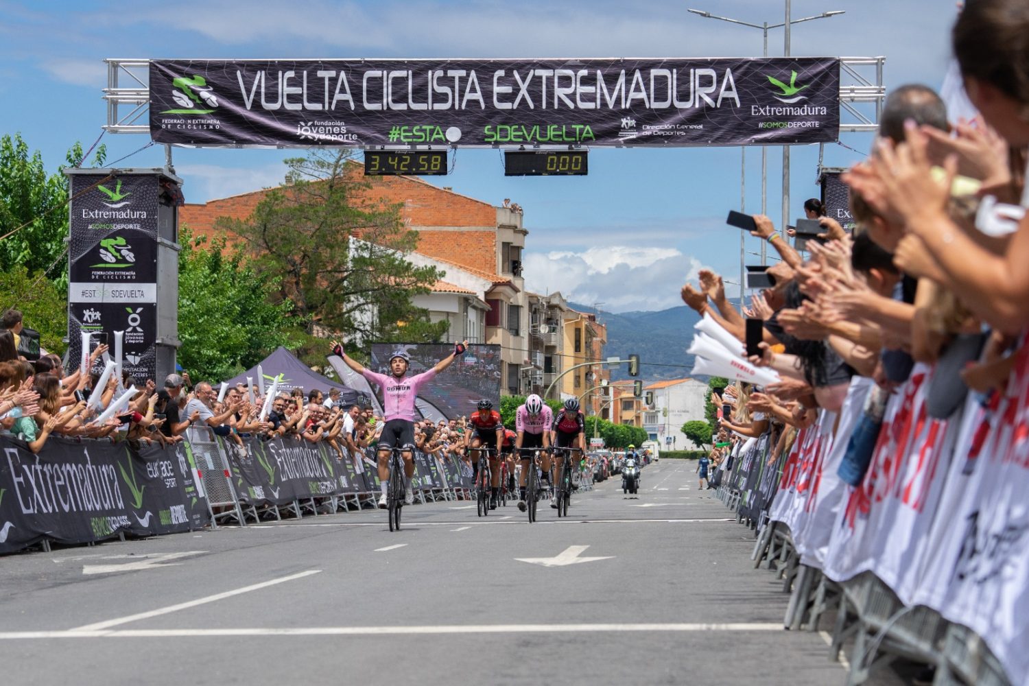 vuelta ciclista